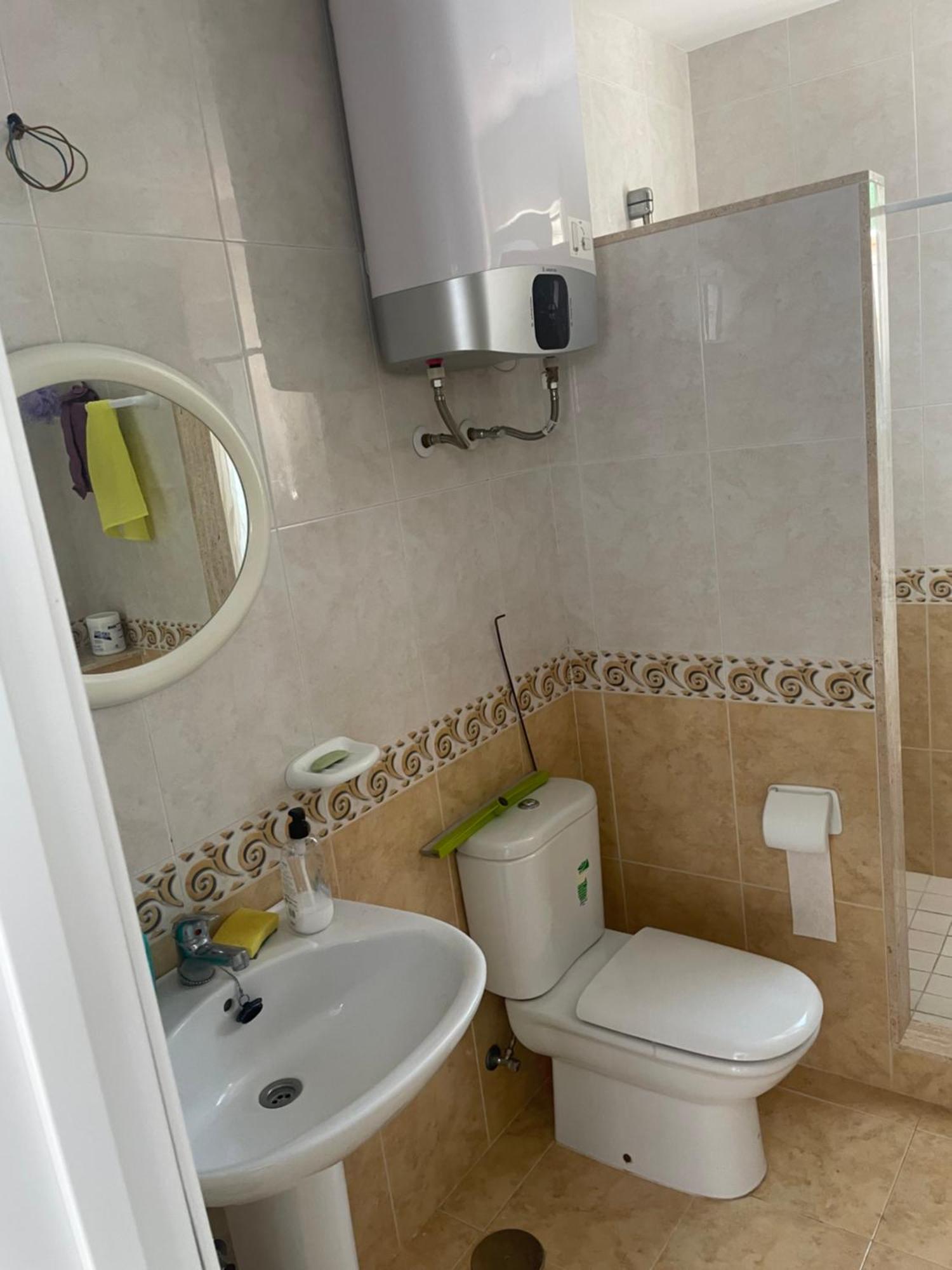 Ferienwohnung Benidorm Л'Алфас дел Пи Екстериор снимка