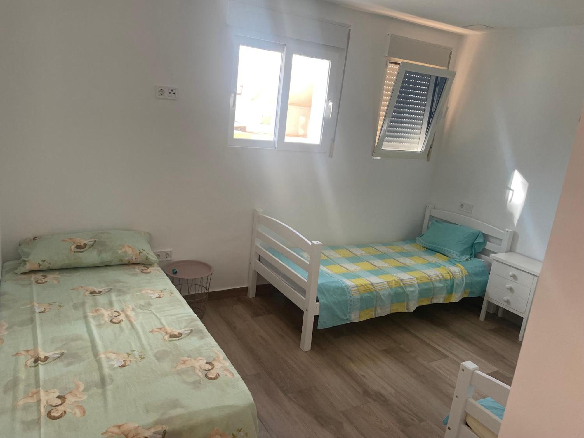 Ferienwohnung Benidorm Л'Алфас дел Пи Екстериор снимка