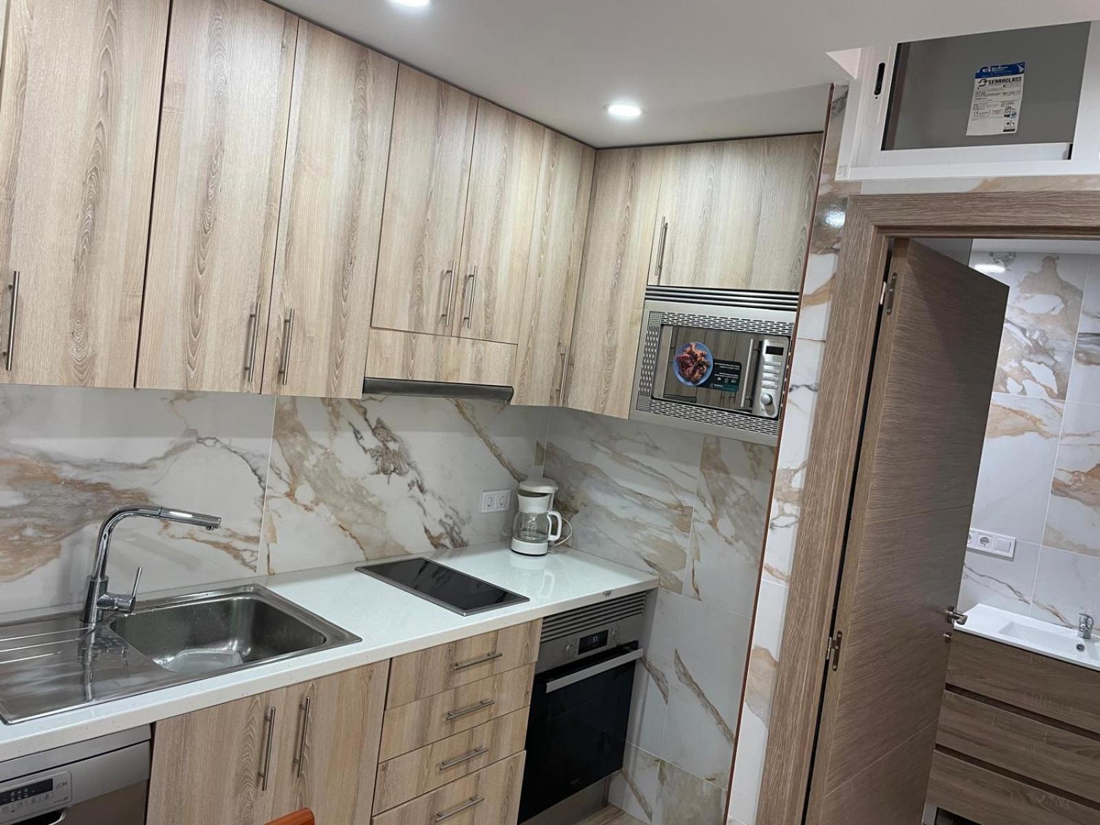 Ferienwohnung Benidorm Л'Алфас дел Пи Екстериор снимка